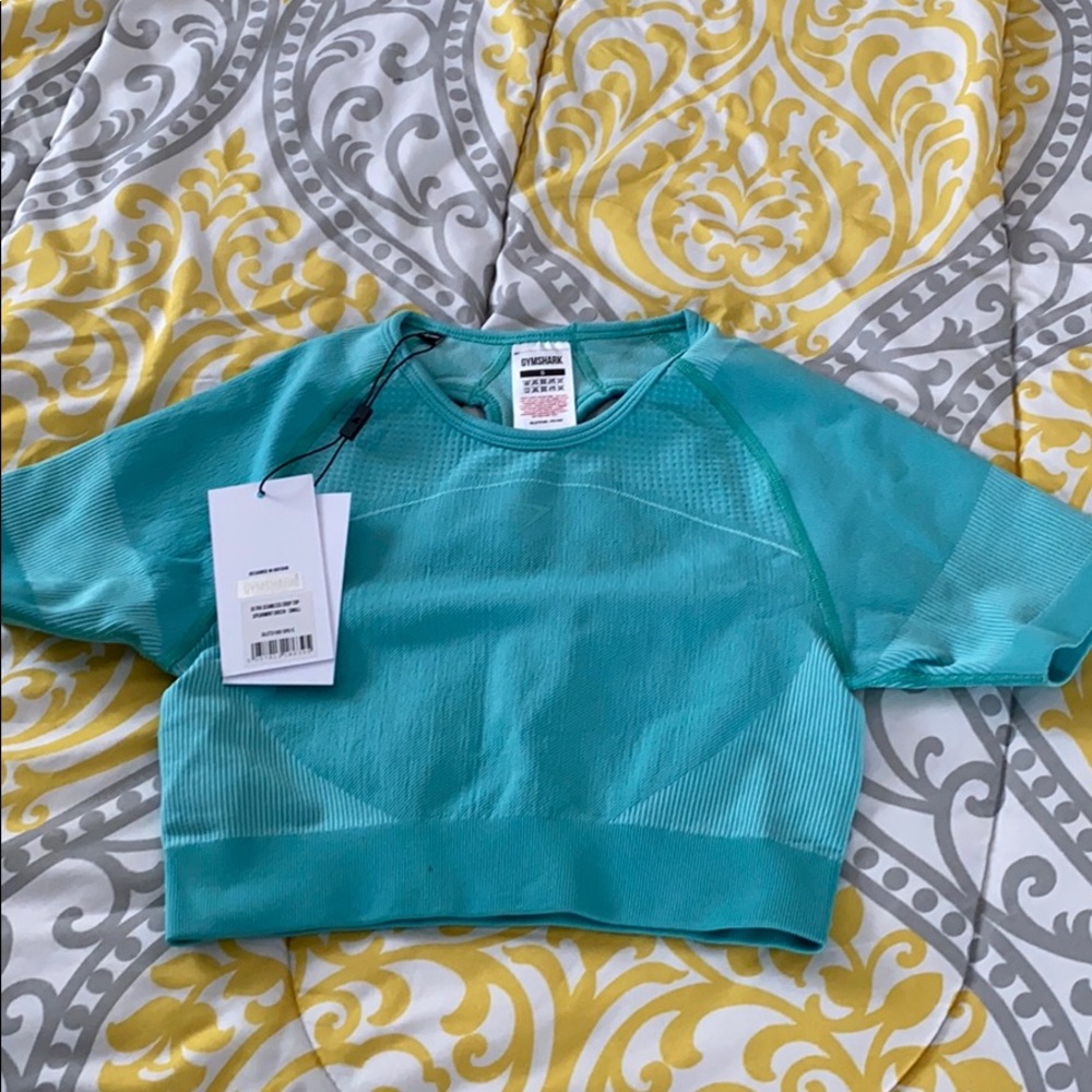 Gymshark crop top